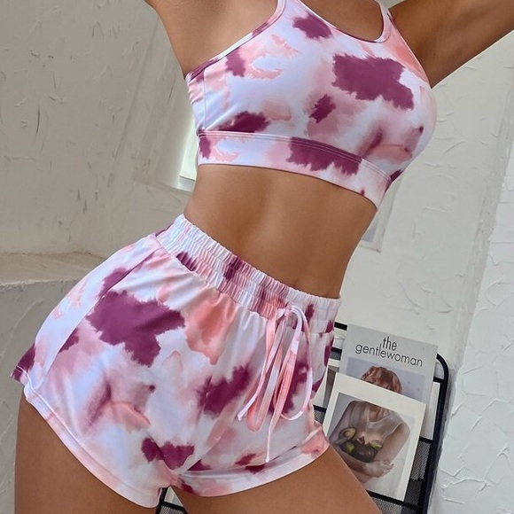 Tye dye sports set - Picture 3 of 4